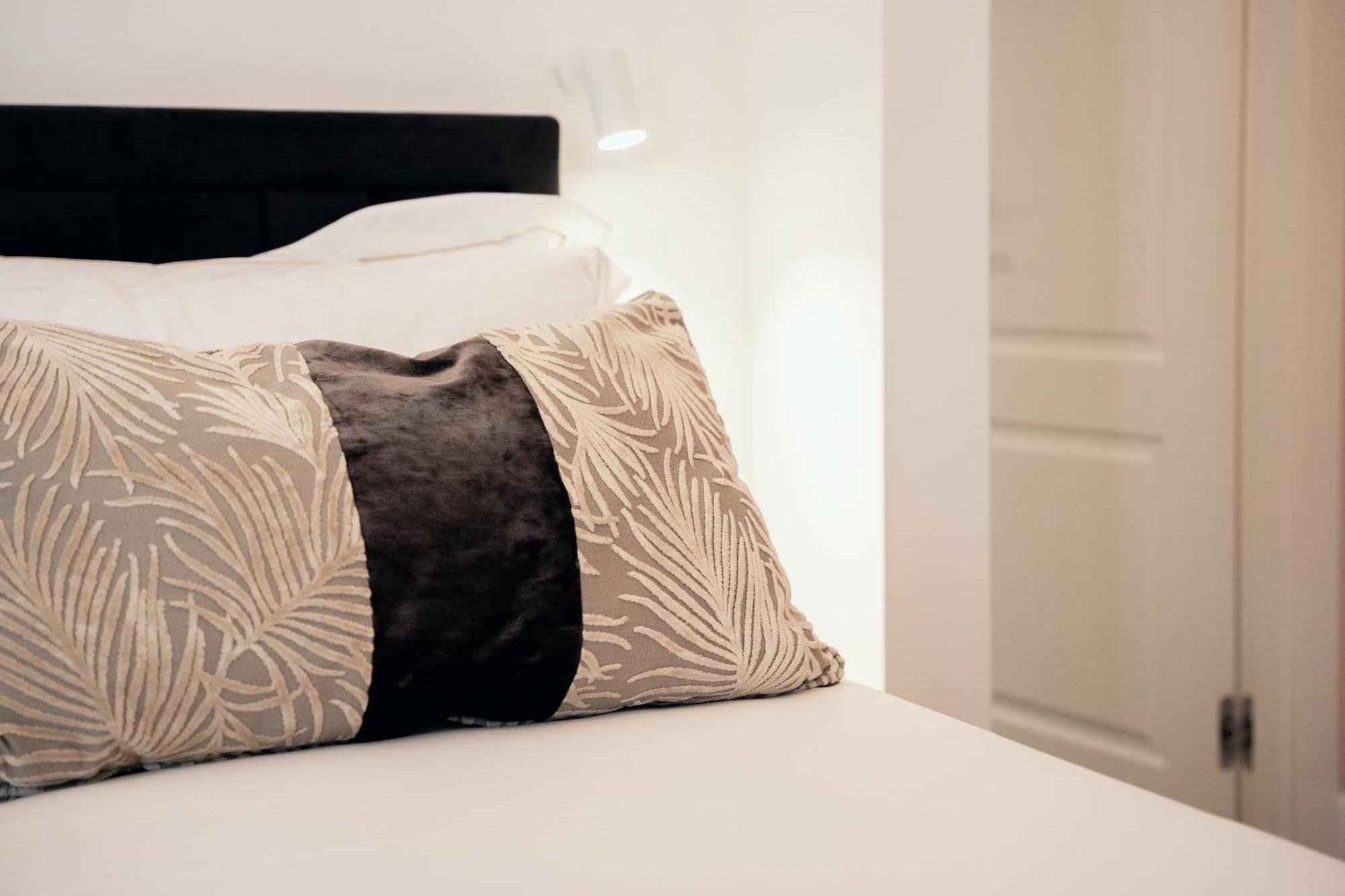 Naman Hotellerie - Monti Roma Ngoại thất bức ảnh