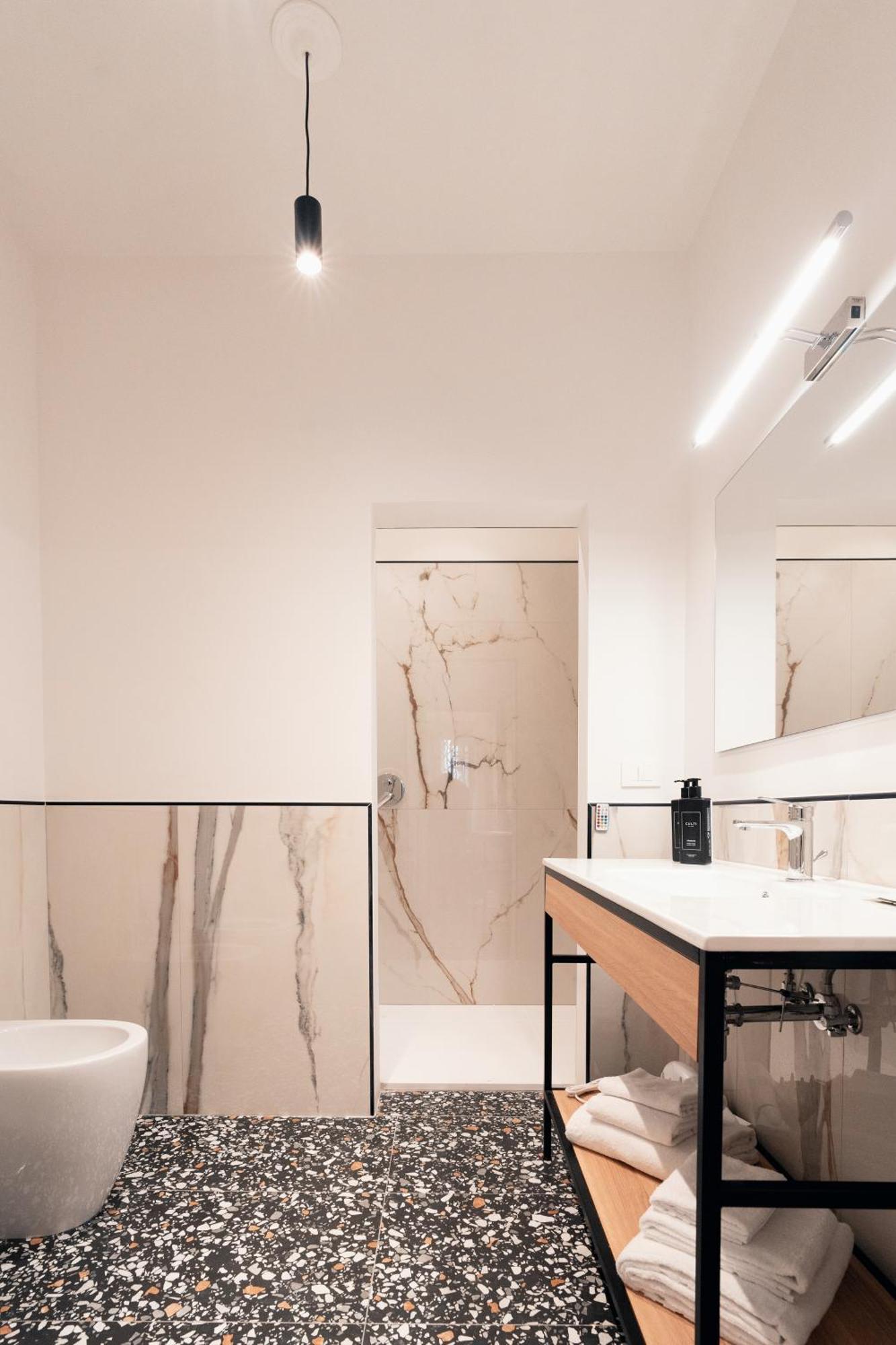 Naman Hotellerie - Monti Roma Ngoại thất bức ảnh